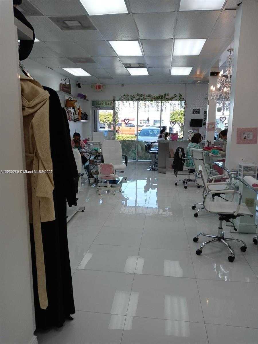 Small Image of 26055 SOUTH DIXIE HWY, Homestead Number 12