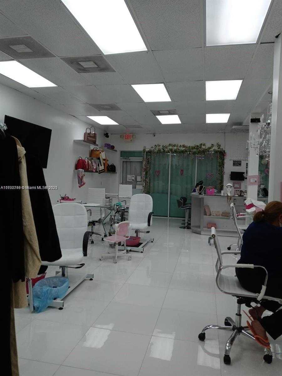 Small Image of 26055 SOUTH DIXIE HWY, Homestead Number 13