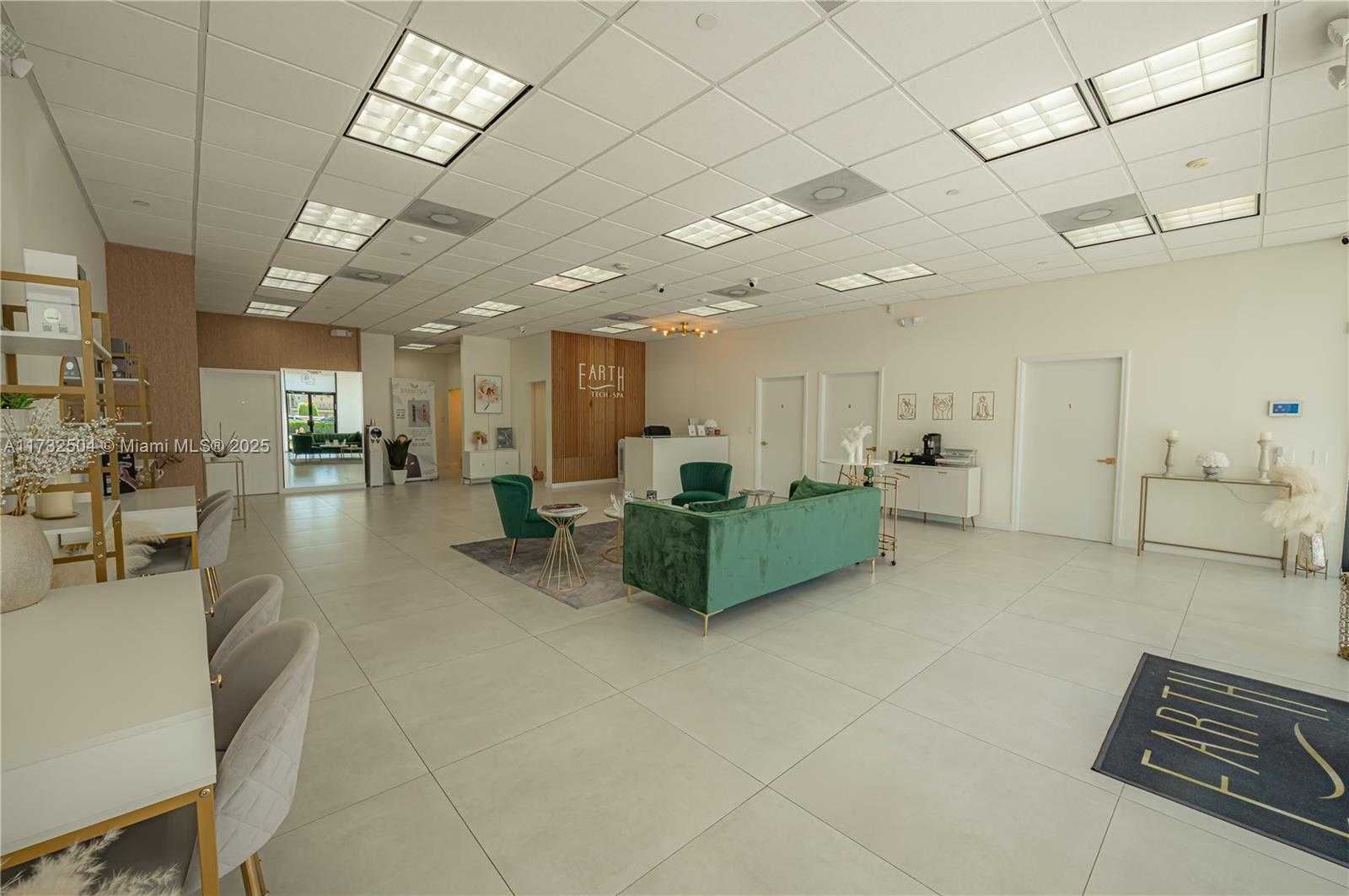 Small Image of 20335 BISCAYNE BLVD, Aventura Number 10