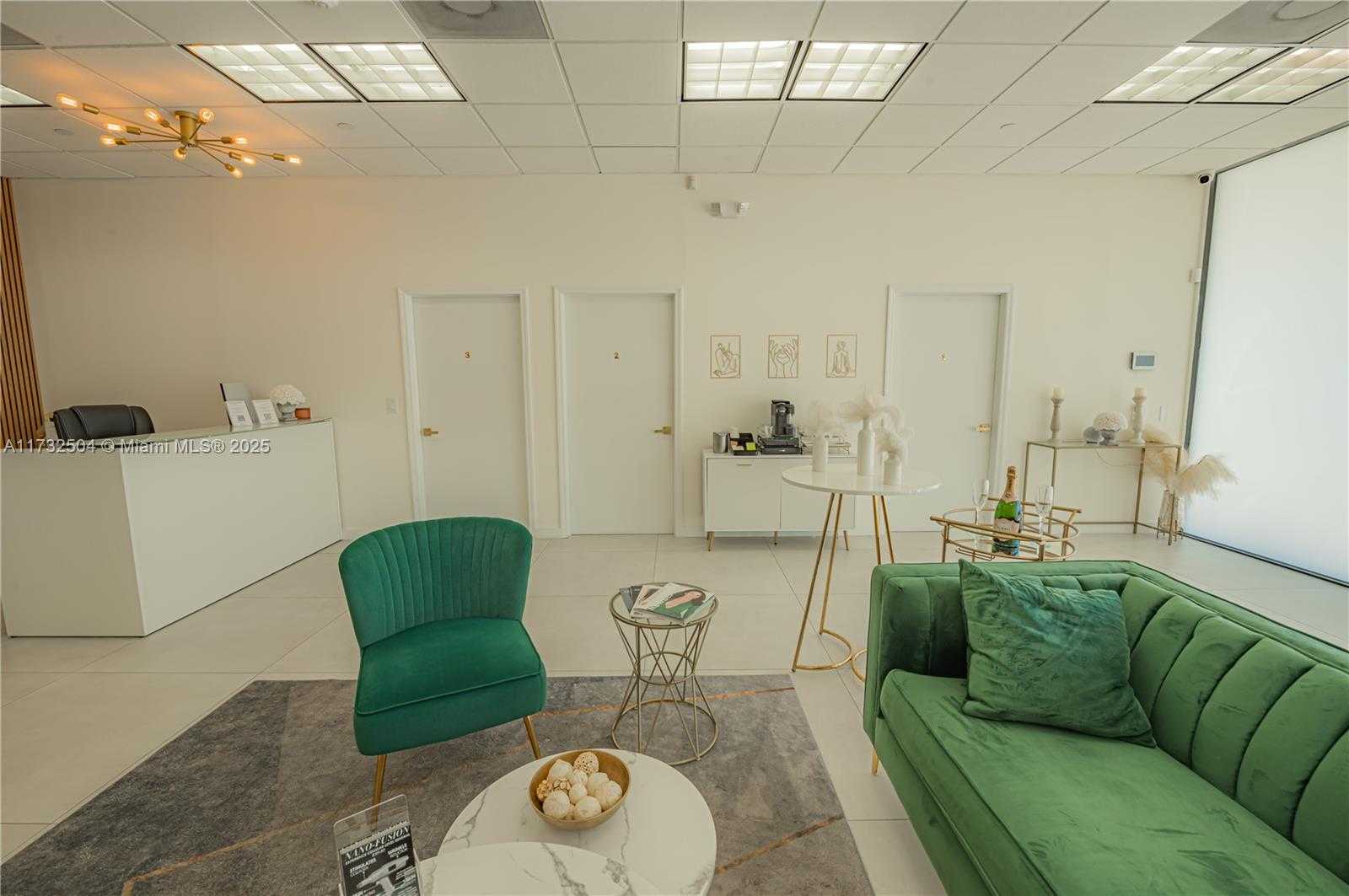 Small Image of 20335 BISCAYNE BLVD, Aventura Number 12