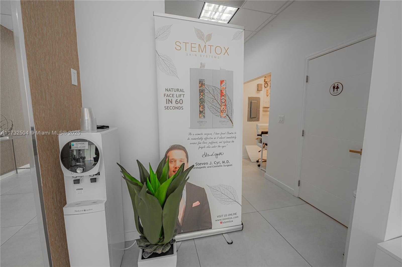 Small Image of 20335 BISCAYNE BLVD, Aventura Number 24