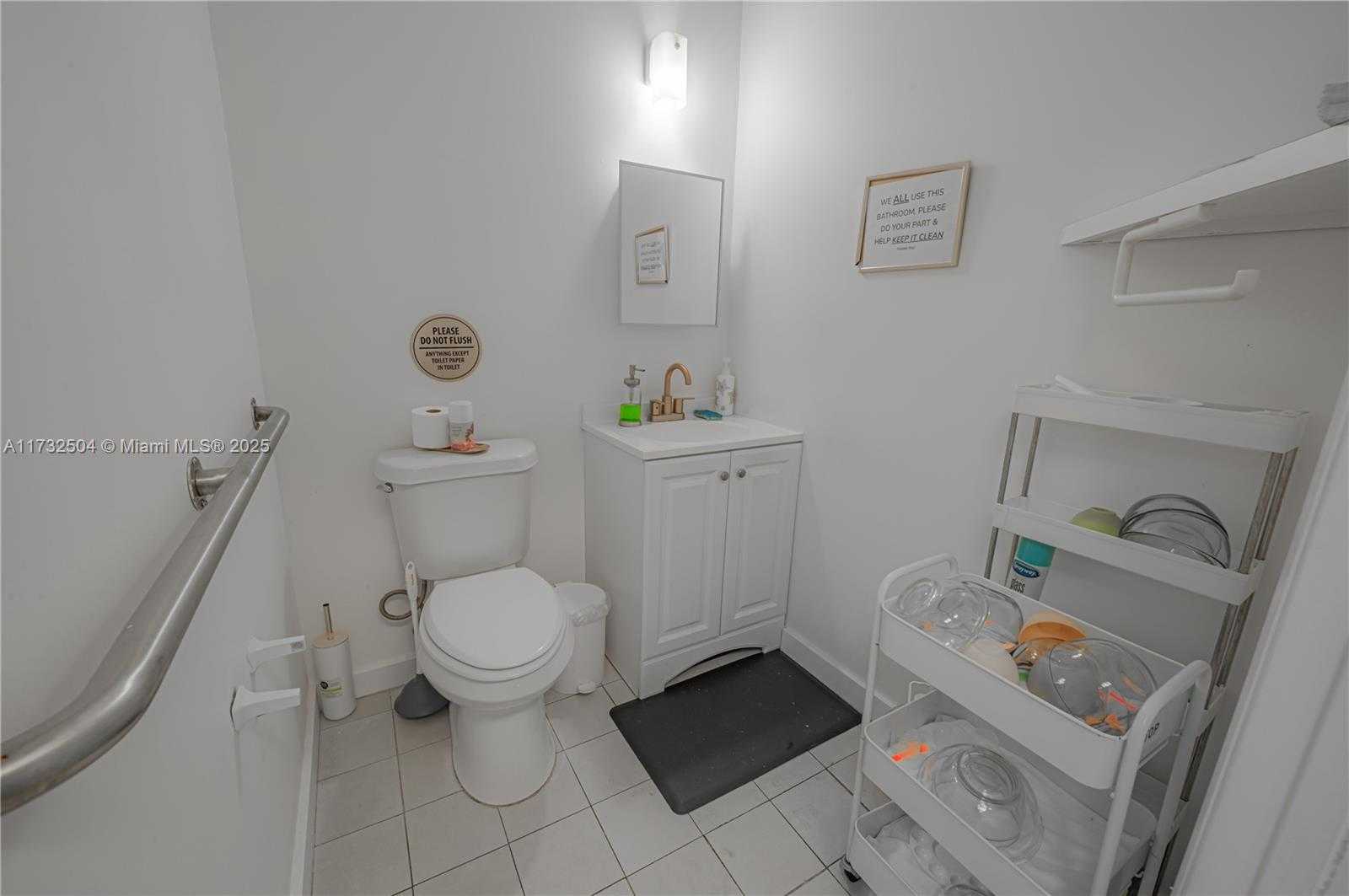 Small Image of 20335 BISCAYNE BLVD, Aventura Number 30