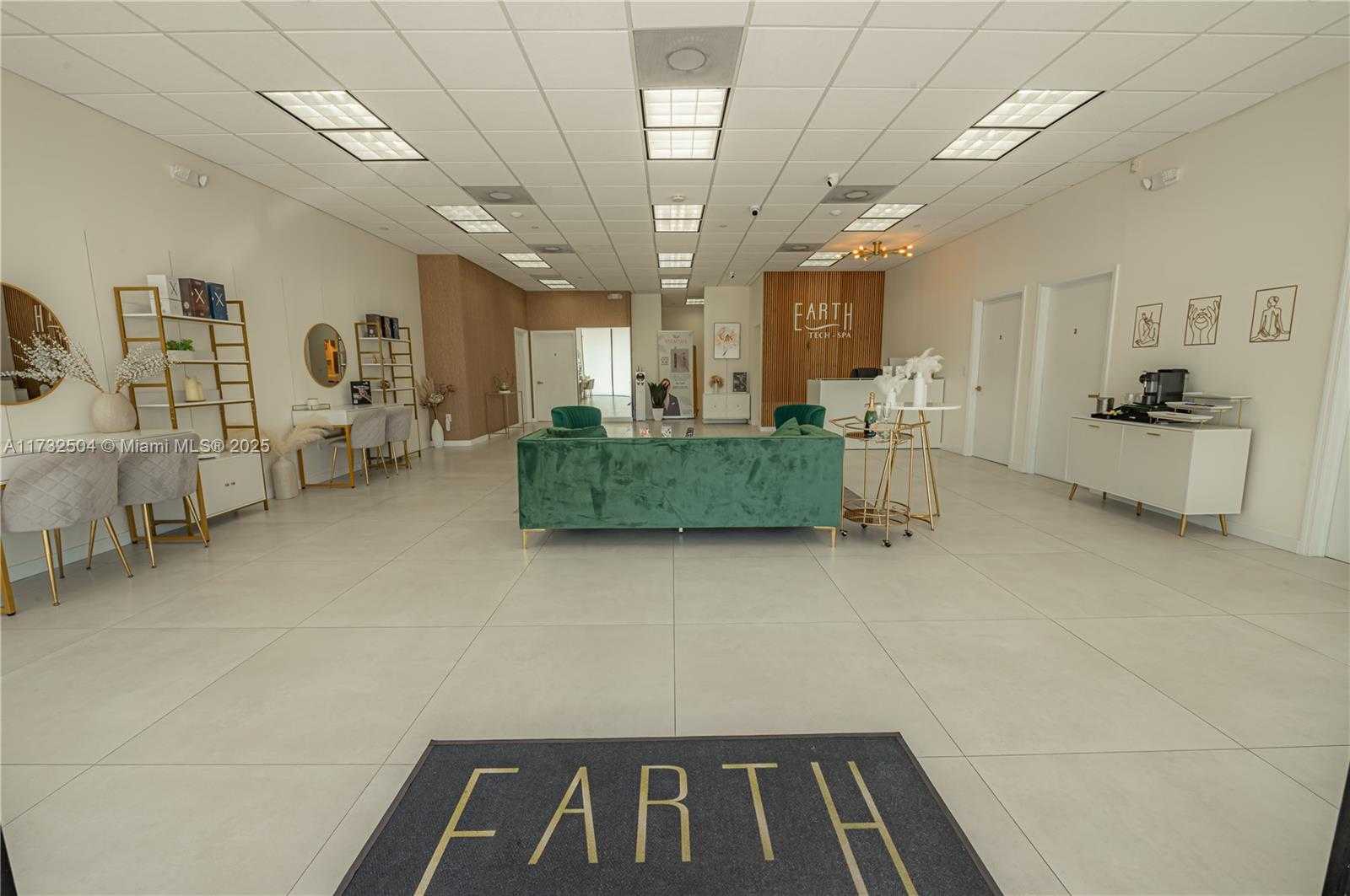 Small Image of 20335 BISCAYNE BLVD, Aventura Number 7