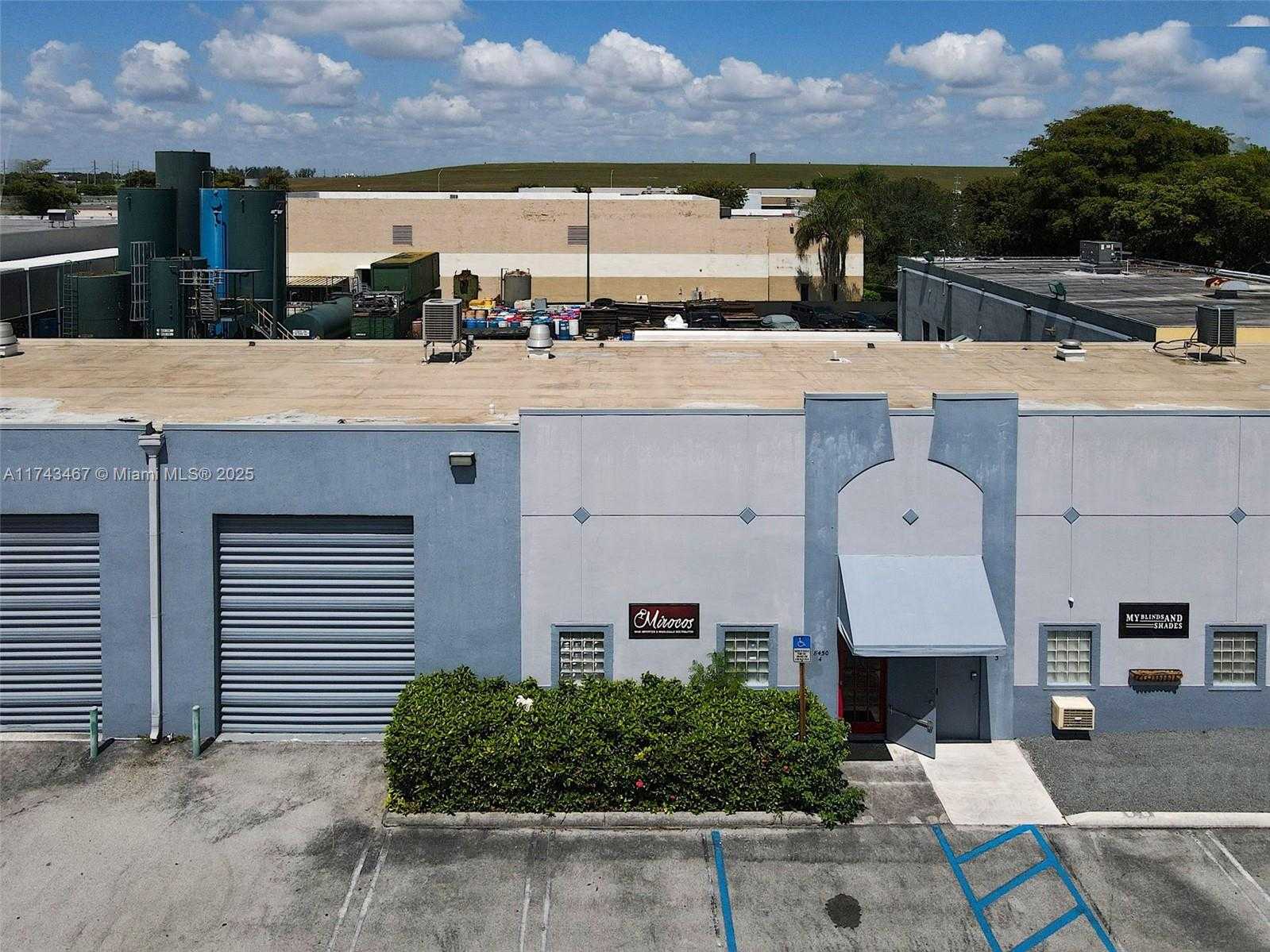 Small Image of 8450 NORTH WEST 68 ST, Doral Number 2