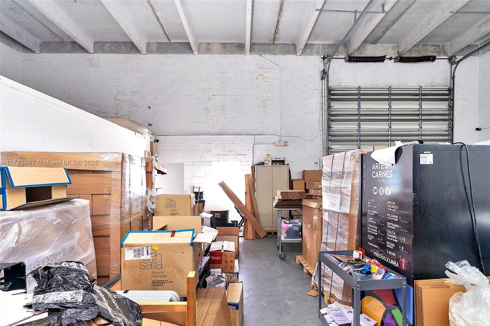 Small Image of 8450 NORTH WEST 68 ST, Doral Number 32
