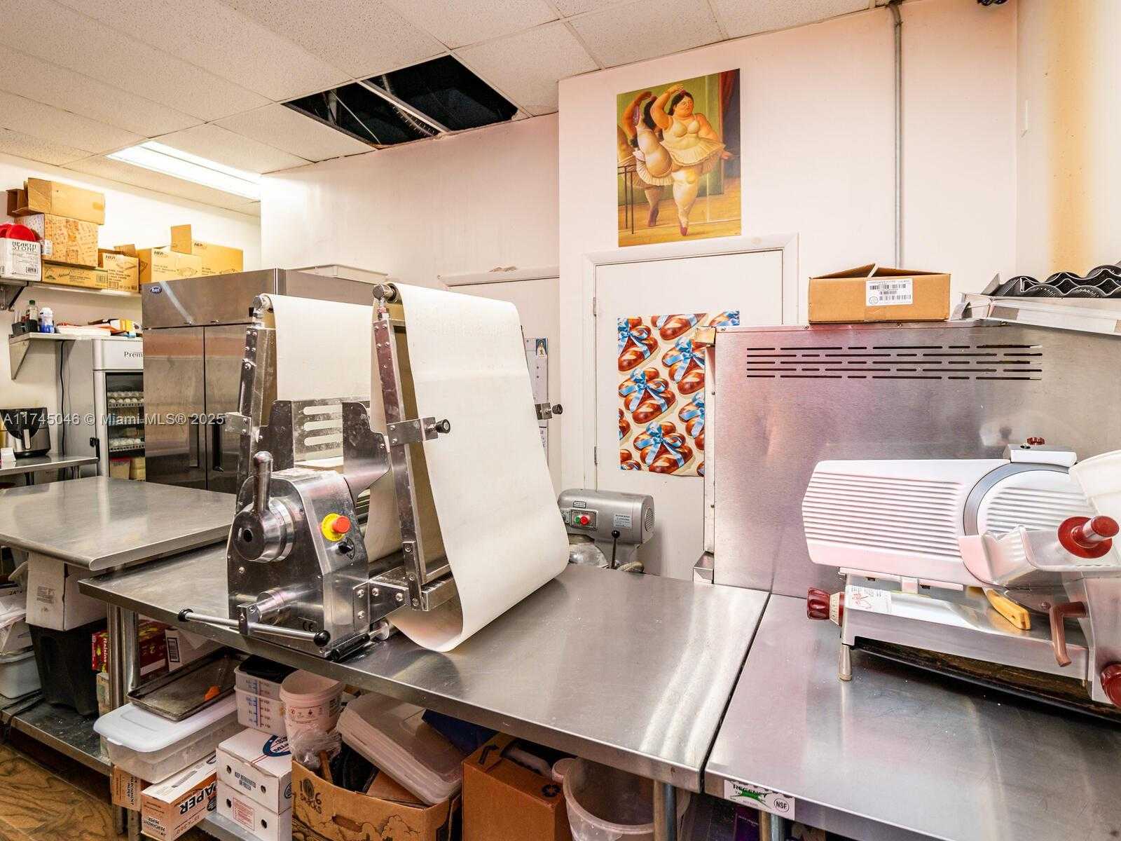 Small Image of 1320 SOUTH WEST 160TH AVE, Weston Number 26