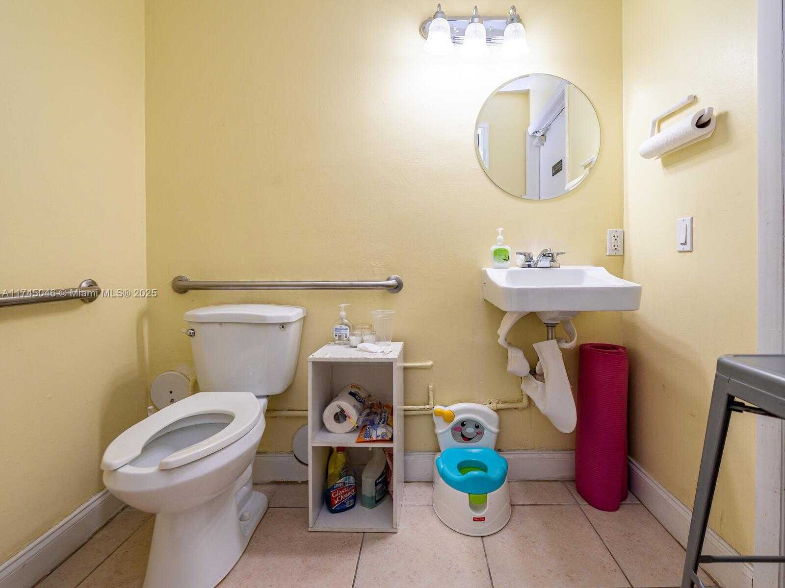 Small Image of 1320 SOUTH WEST 160TH AVE, Weston Number 31