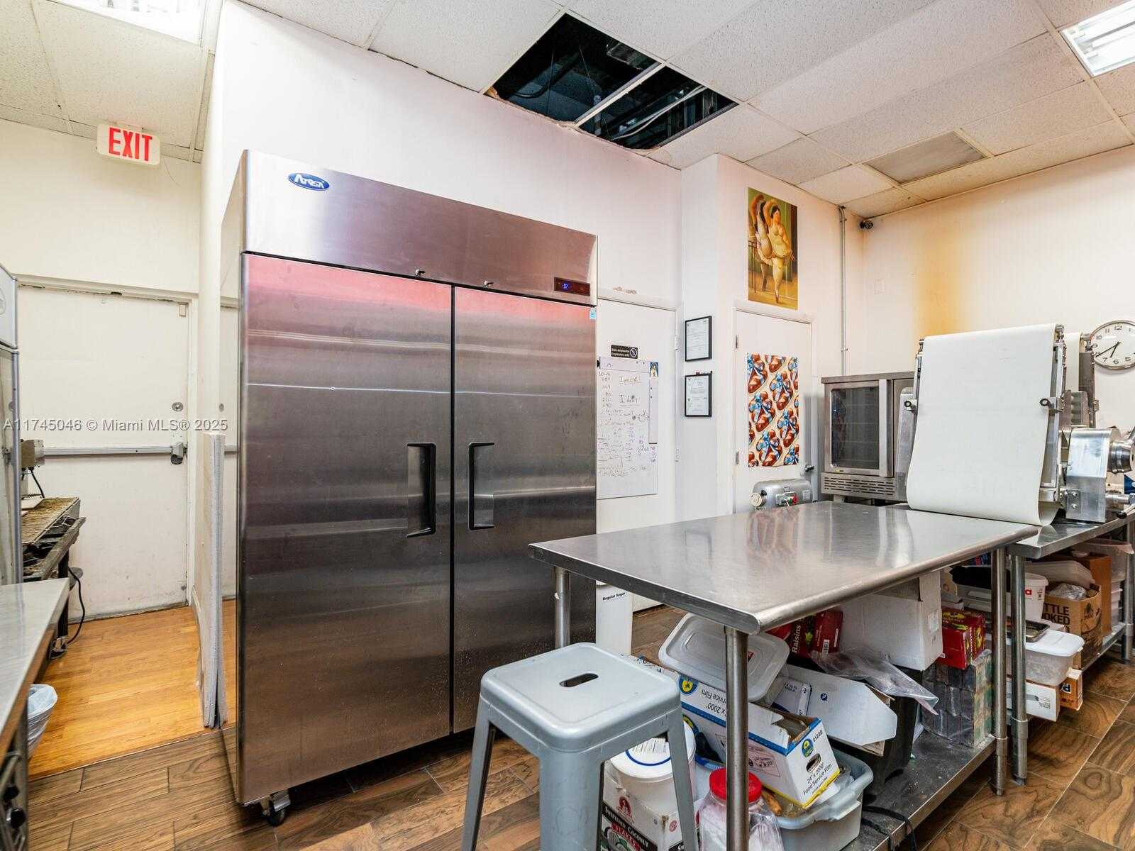 Small Image of 1320 SOUTH WEST 160TH AVE, Weston Number 34