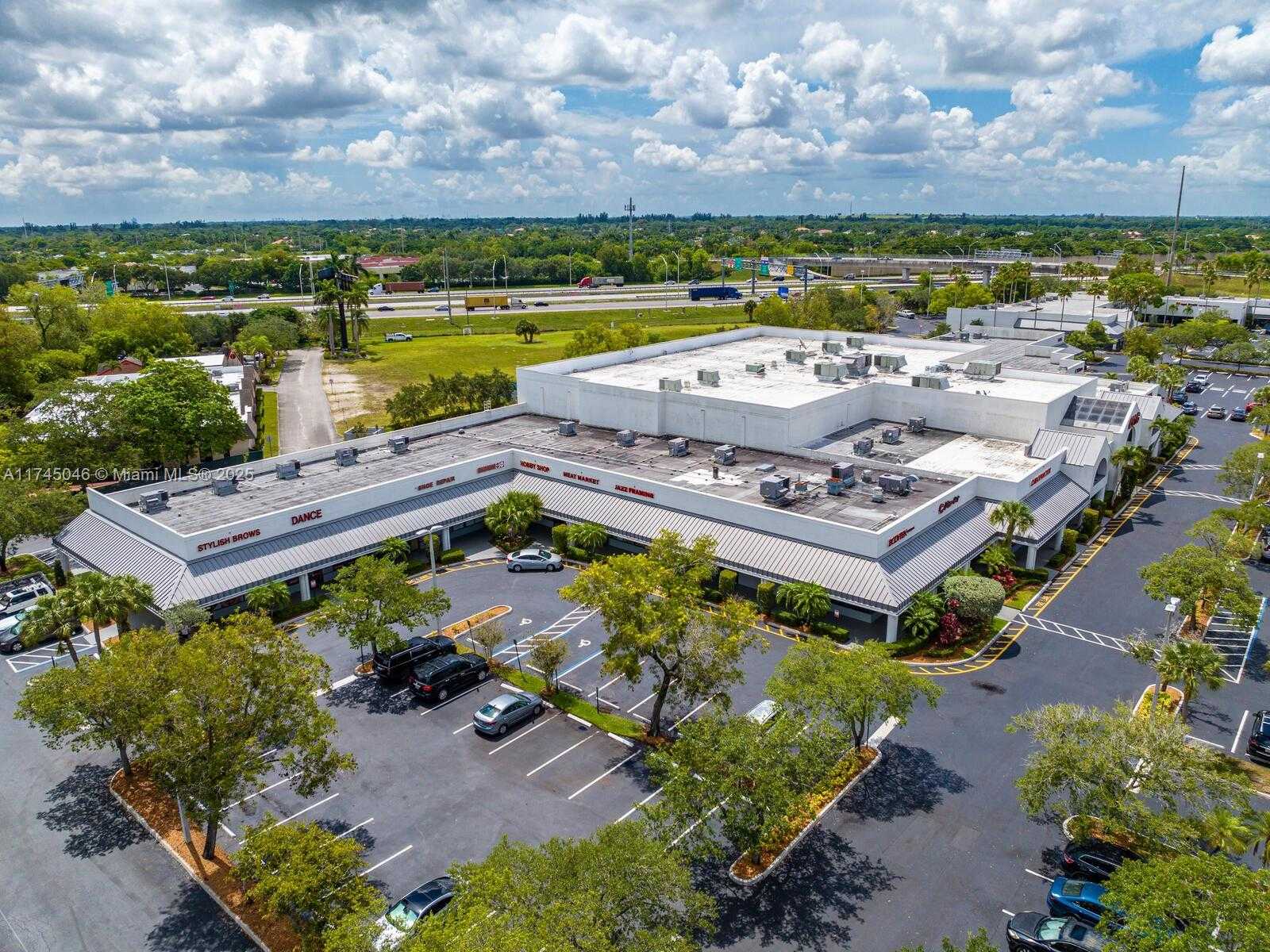 Small Image of 1320 SOUTH WEST 160TH AVE, Weston Number 5