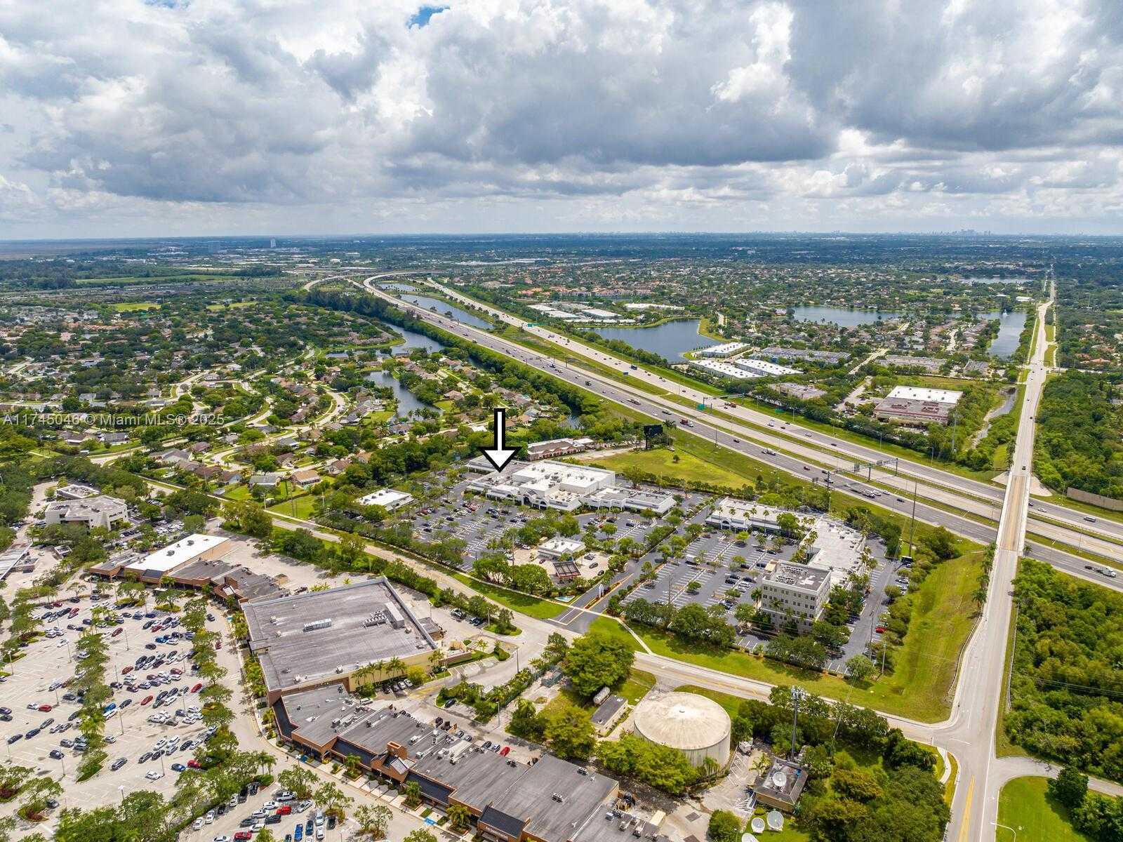 Small Image of 1320 SOUTH WEST 160TH AVE, Weston Number 53
