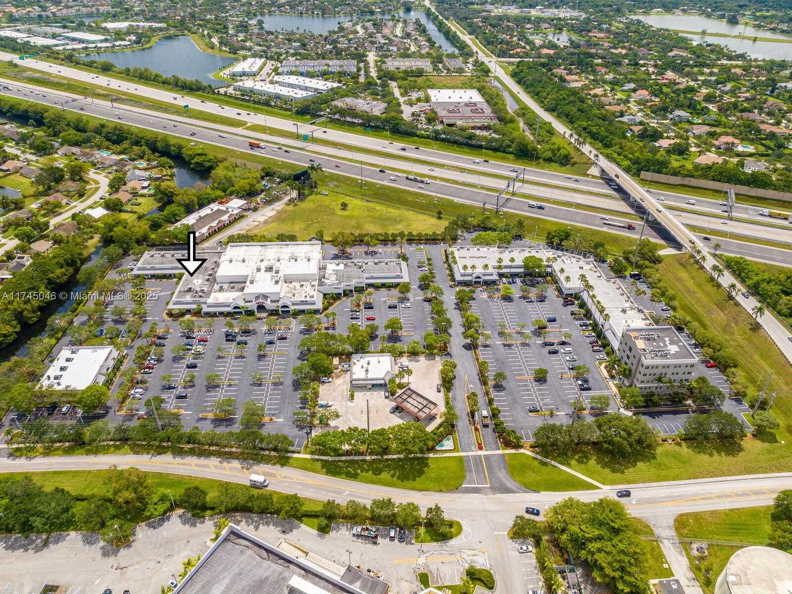 Small Image of 1320 SOUTH WEST 160TH AVE, Weston Number 55