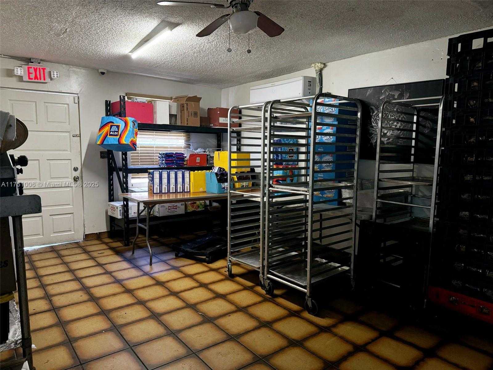 Small Image of Miami Number 6