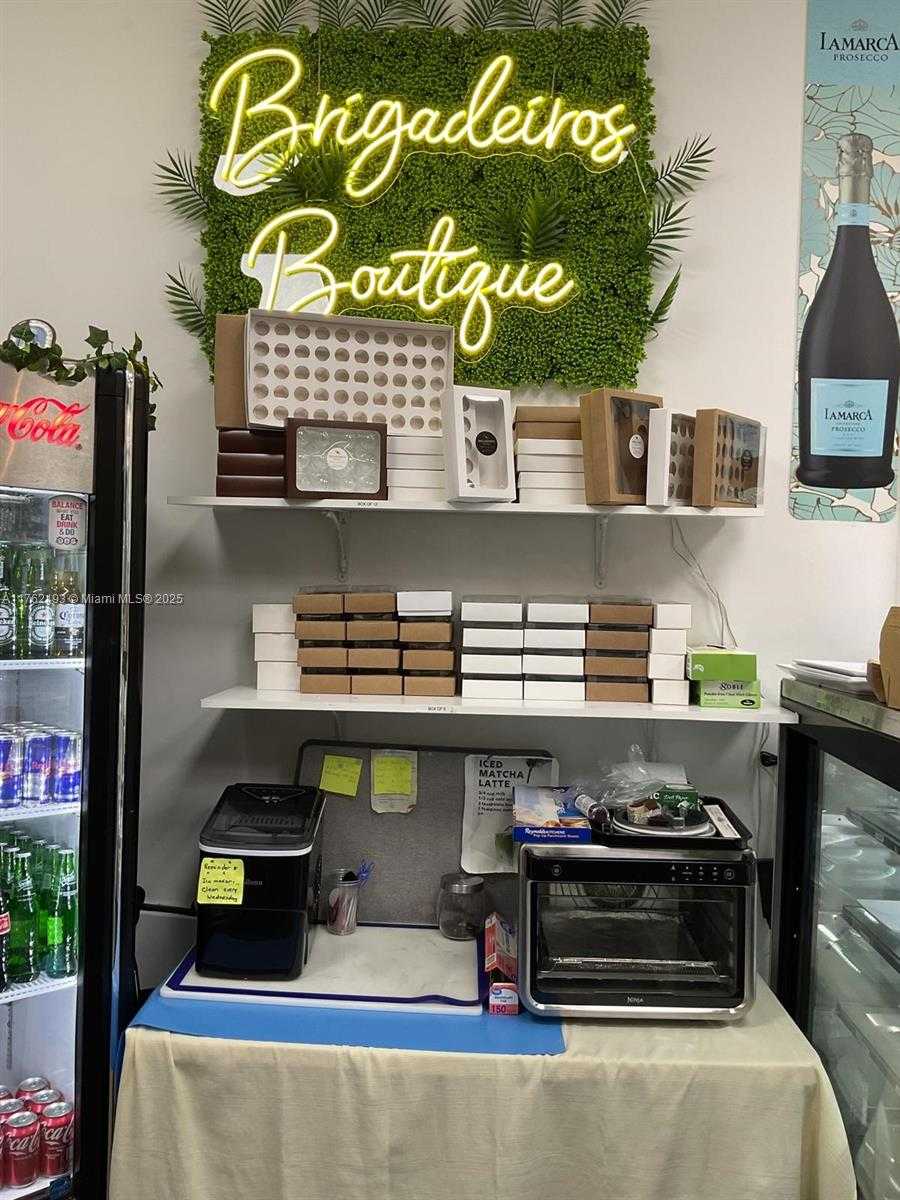 Small Image of 6701 MAIN ST, Miami Lakes Number 13
