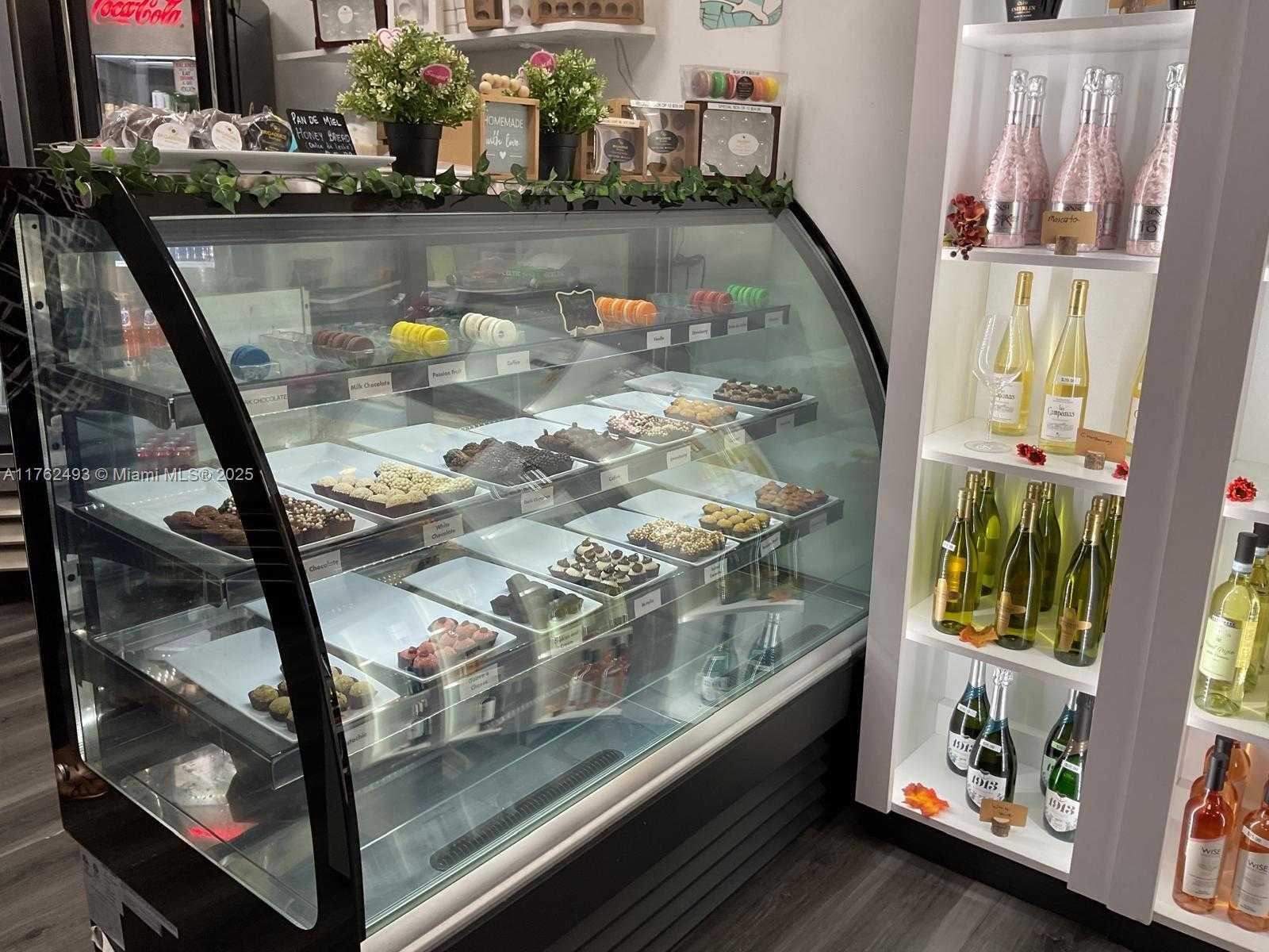 Small Image of 6701 MAIN ST, Miami Lakes Number 2
