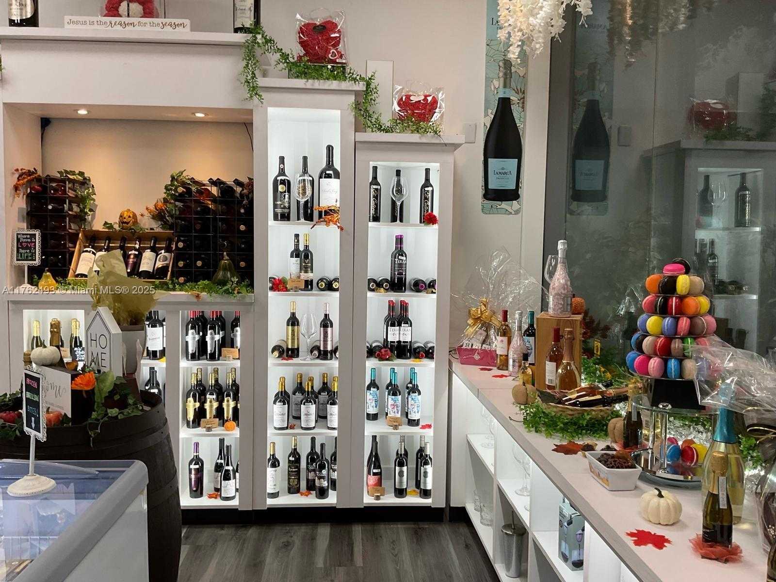 Small Image of 6701 MAIN ST, Miami Lakes Number 4