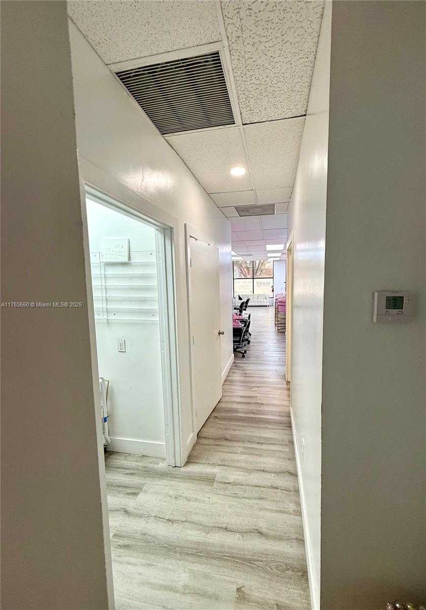 Small Image of Coral Gables Number 16