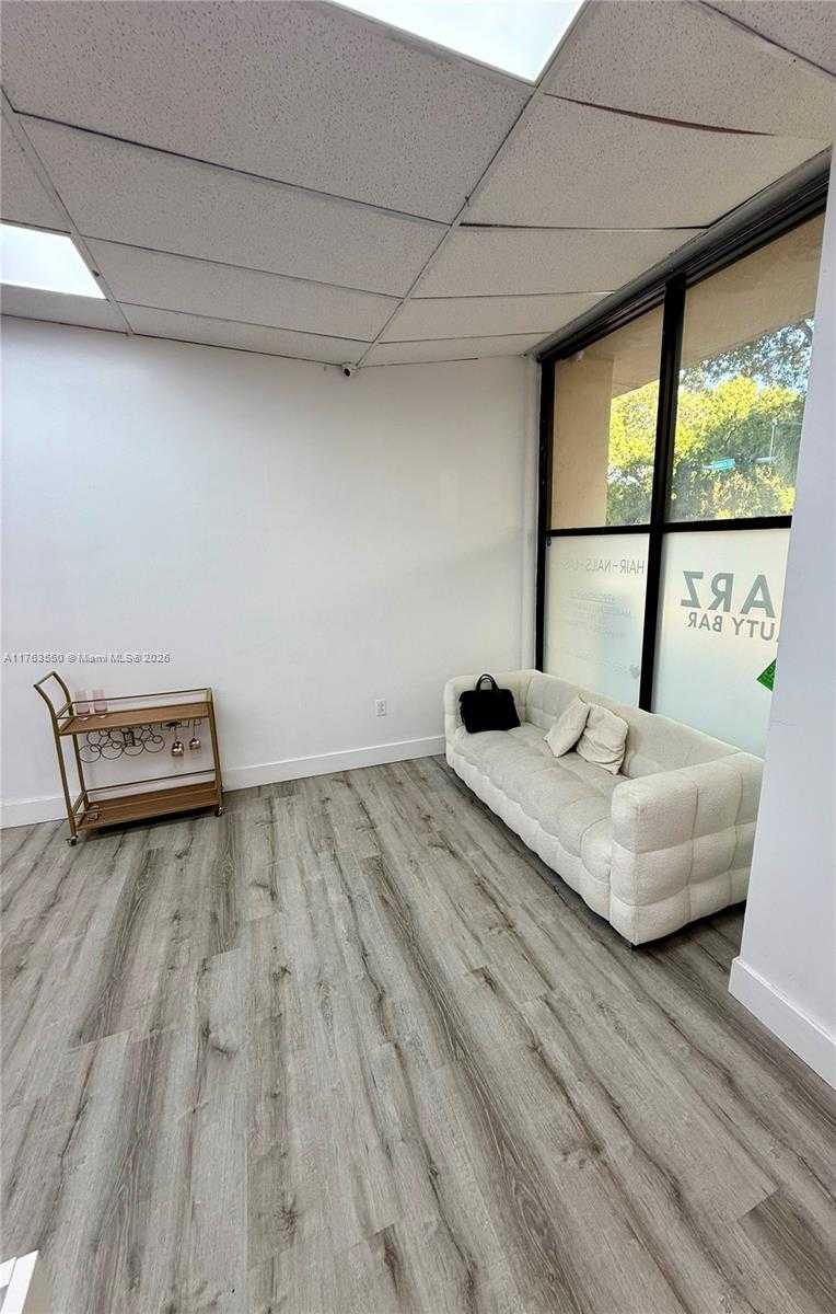 Small Image of Coral Gables Number 9