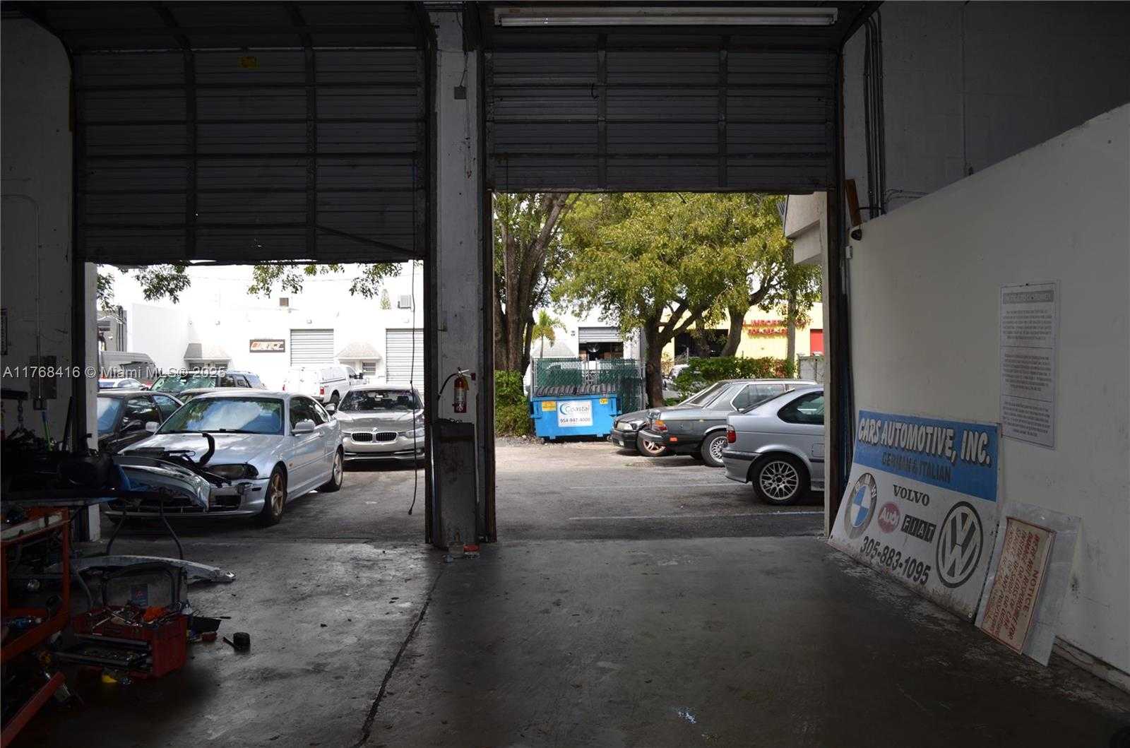 Small Image of 7880 NORTH WEST 55TH ST, Doral Number 3