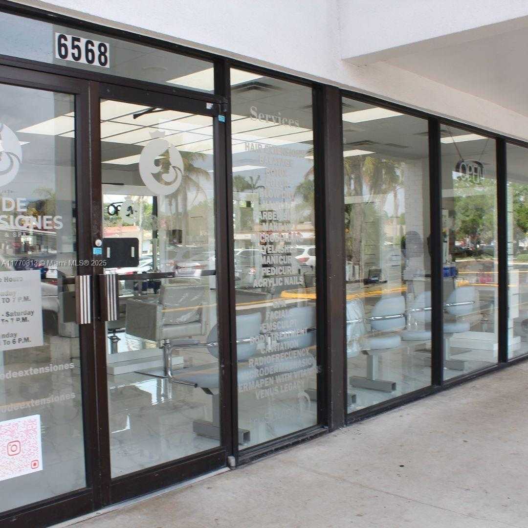 Small Image of 6568 NORTH WEST 186TH ST, Hialeah Number 3