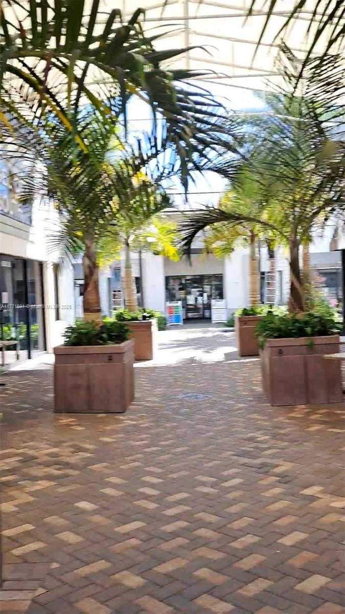Small Image of Boca Raton Number 19