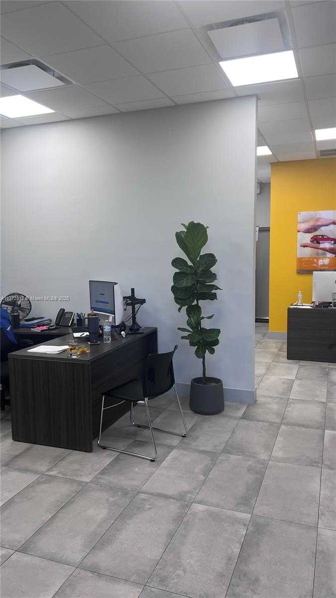 Small Image of 40 SOUTH EAST INSURANCE FRANCHISE, Homestead Number 4
