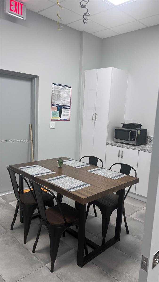 Small Image of 40 SOUTH EAST INSURANCE FRANCHISE, Homestead Number 5