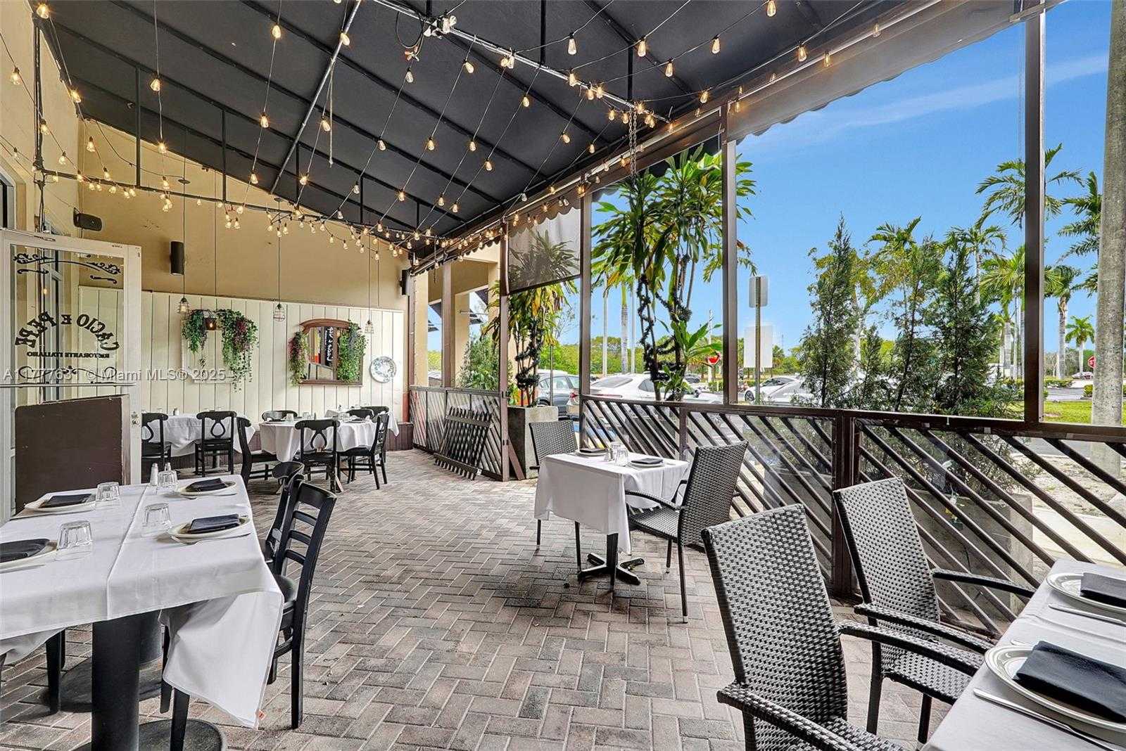Small Image of 15903 BISCAYNE BLVD, North Miami Beach Number 19