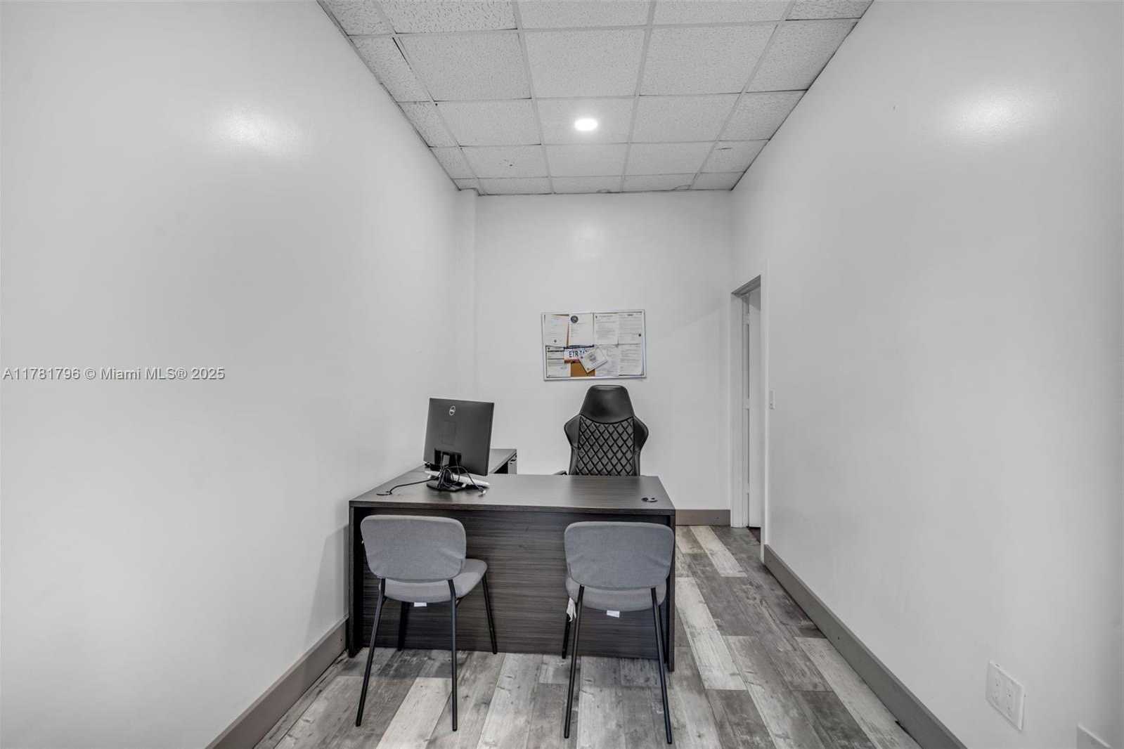 Small Image of 2300 NW 27TH AVE, Miami Number 14