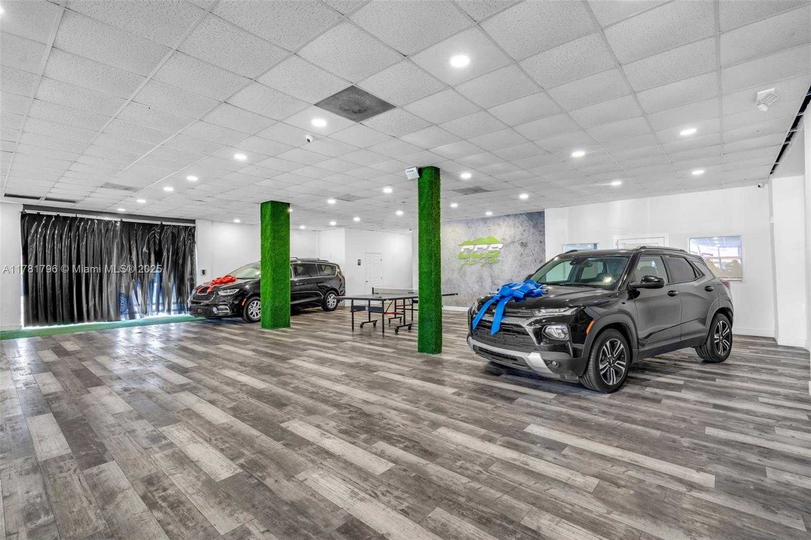 Small Image of 2300 NW 27TH AVE, Miami Number 16