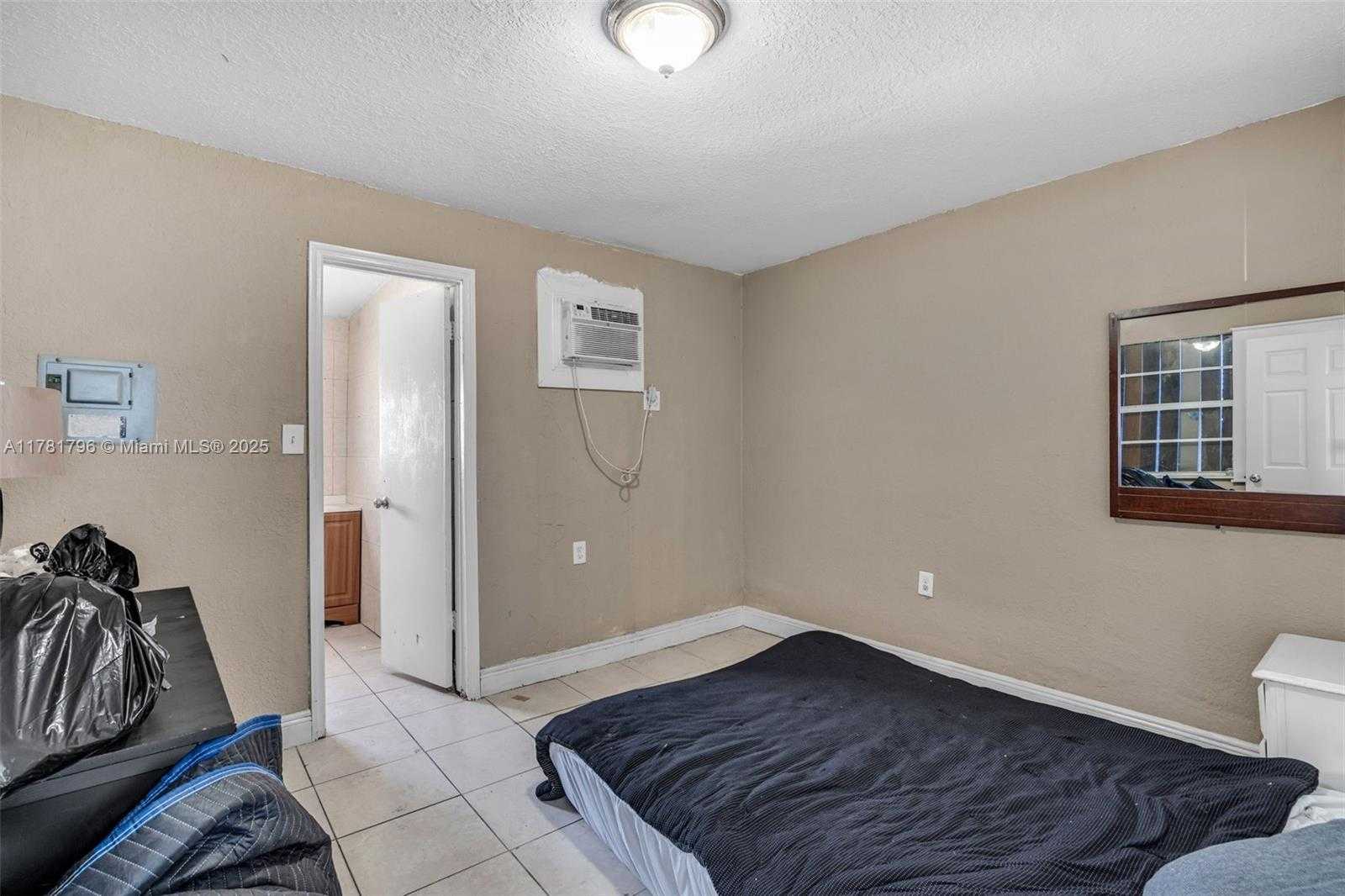 Small Image of 2300 NW 27TH AVE, Miami Number 20