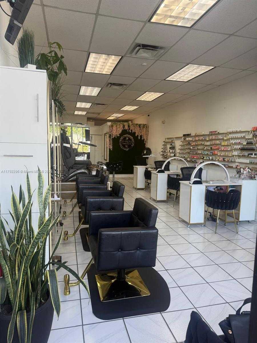 Small Image of 6450 WEST FLAGLER ST, Miami Number 12