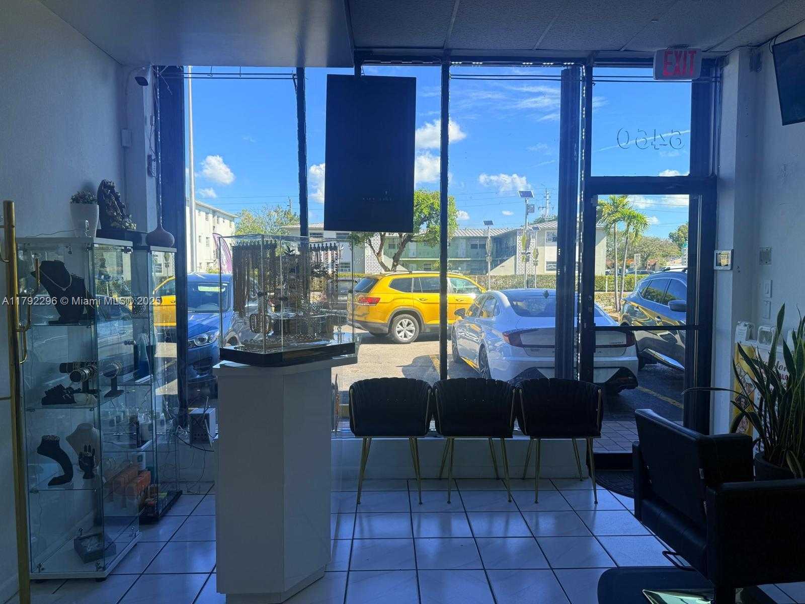 Small Image of 6450 WEST FLAGLER ST, Miami Number 27