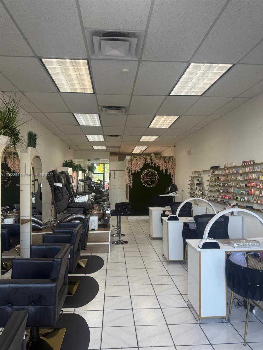 Small Image of 6450 WEST FLAGLER ST, Miami Number 7