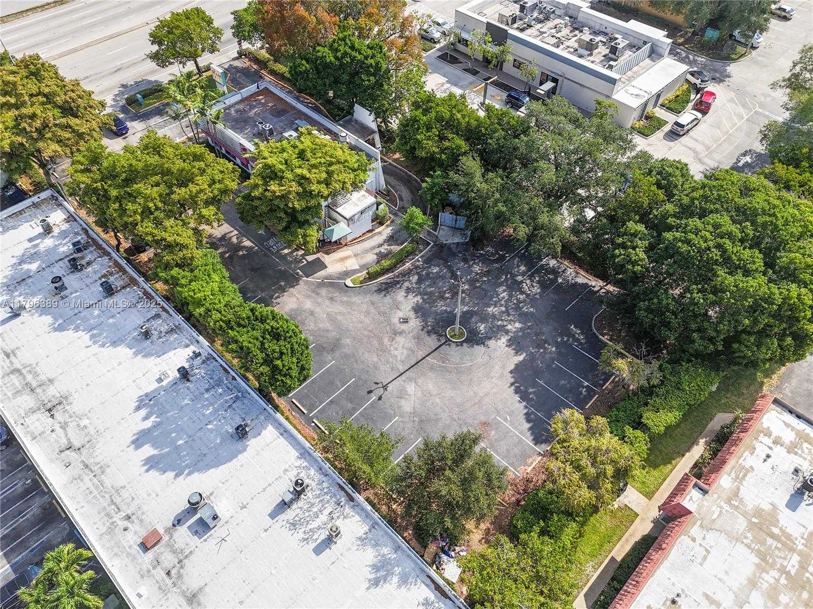Small Image of Pompano Beach Number 31