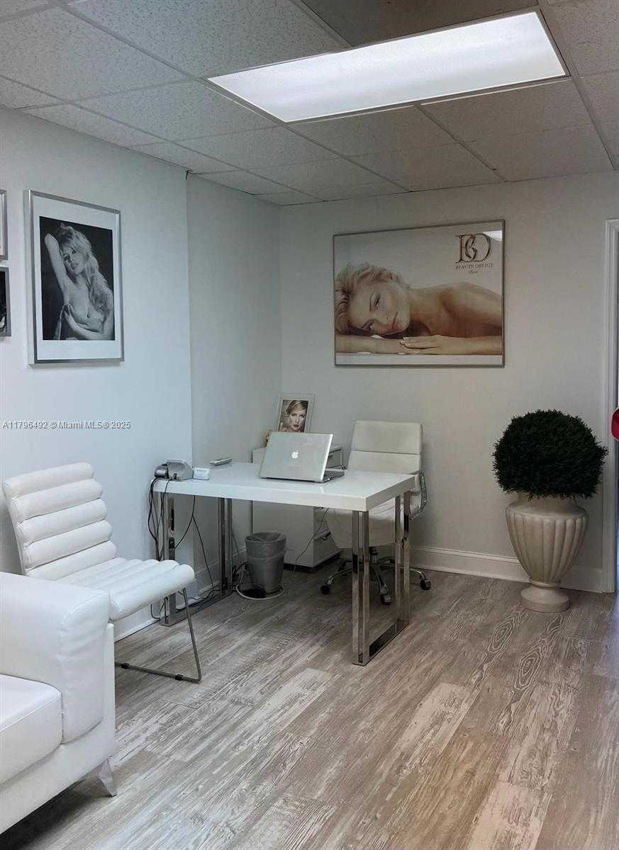 Small Image of MED SPA, West Palm Beach Number 6