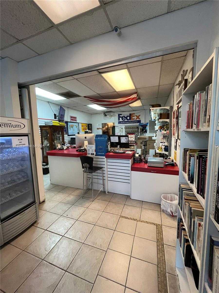 Small Image of WEST 16TH AVE, Hialeah Number 6
