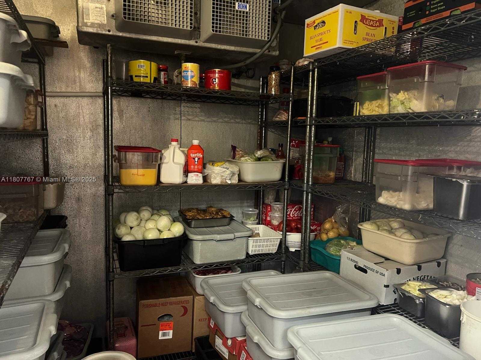 Small Image of 15718 SOUTH WEST 72 ST, Miami Number 10