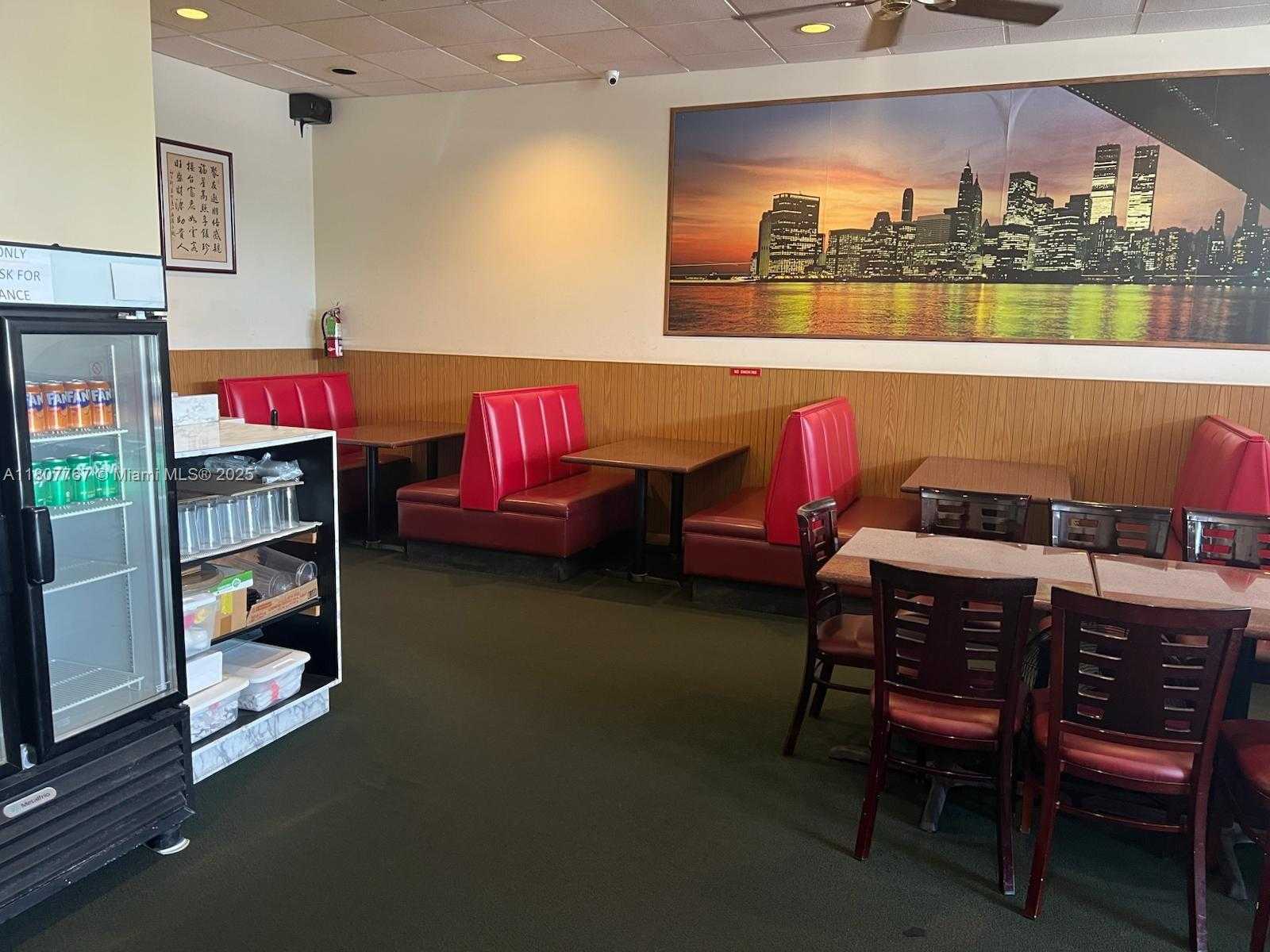 Small Image of 15718 SOUTH WEST 72 ST, Miami Number 4