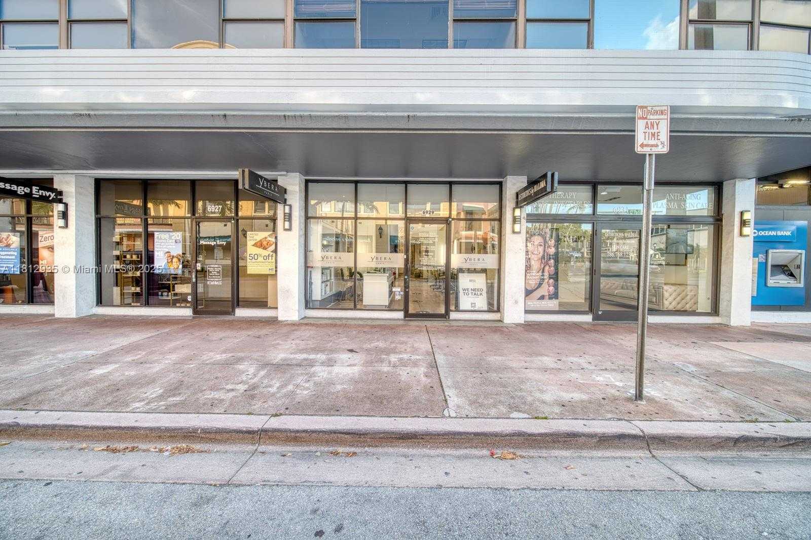 Small Image of BEAUTY SALON ON SUNSET DR & 57TH AVE, Coral Gables Number 23