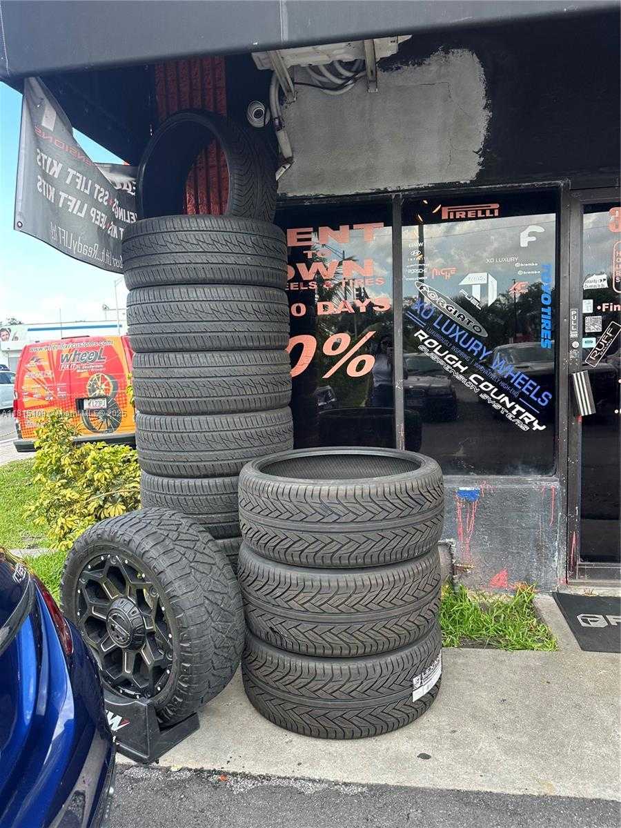 Imagen de Pequeño Objeto