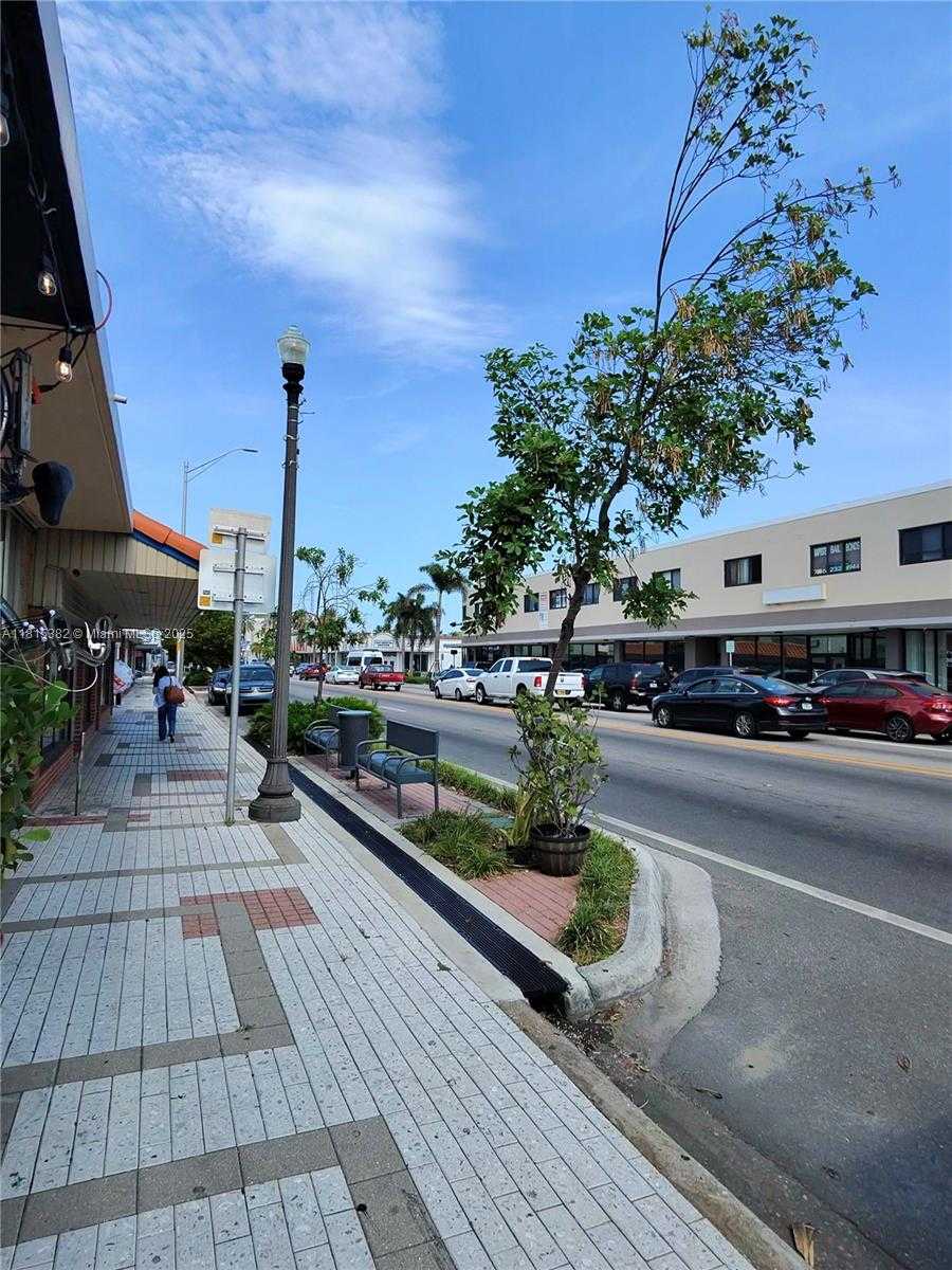 Small Image of North Miami Number 14