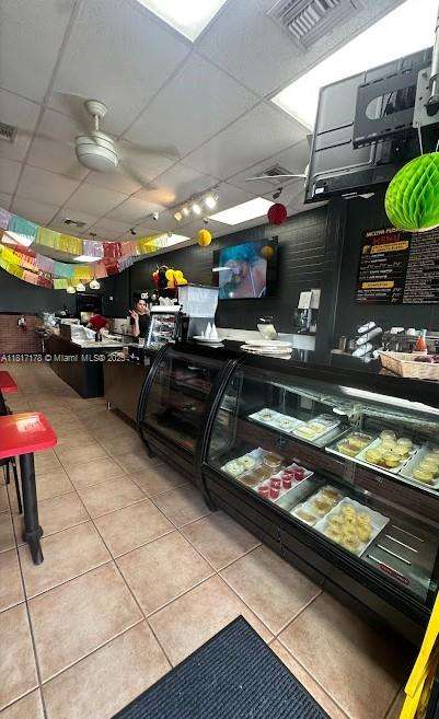 Small Image of 1426 WEST 49 ST, Hialeah Number 3