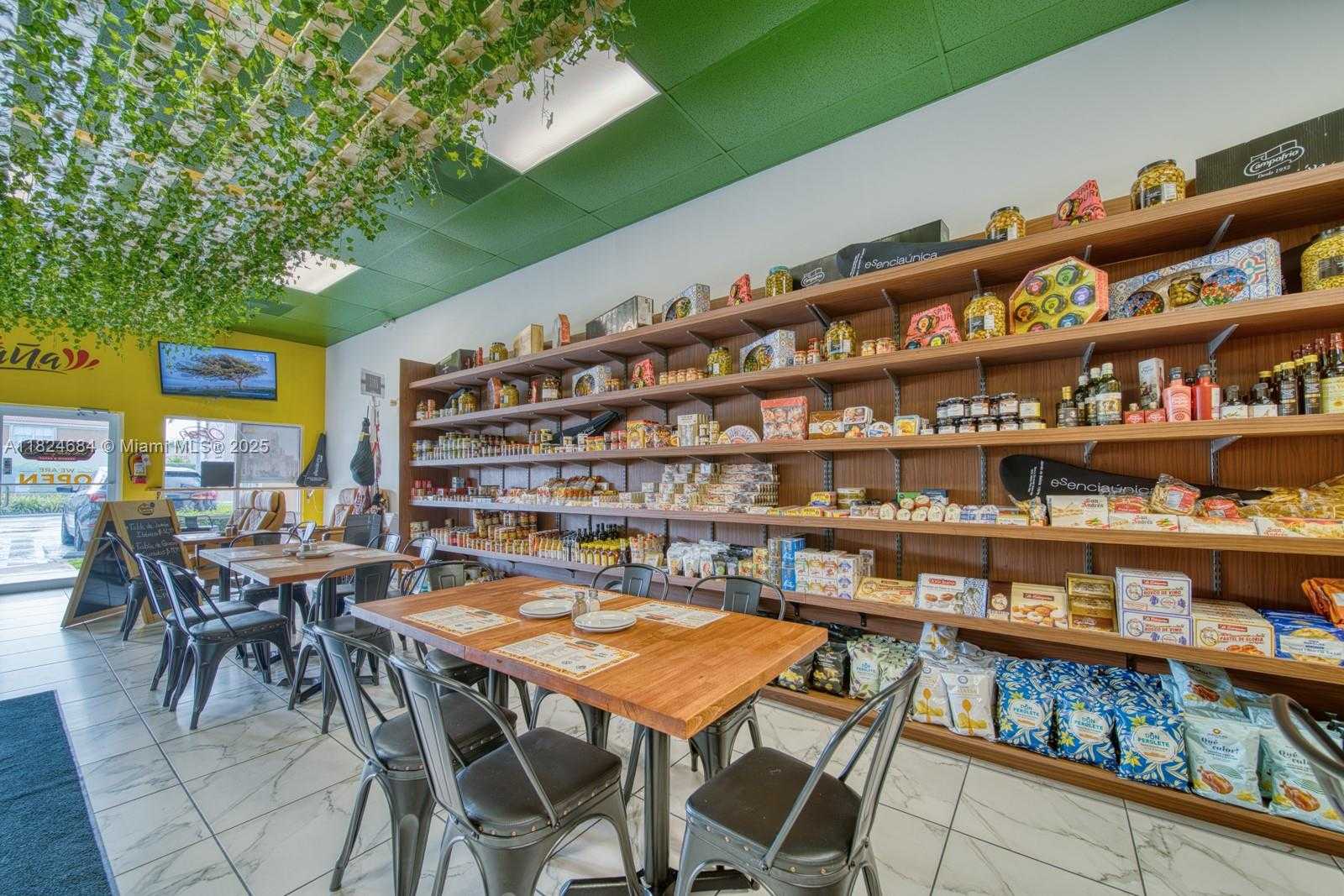 Small Image of FOR SALE IN KENDALL, Miami Number 6
