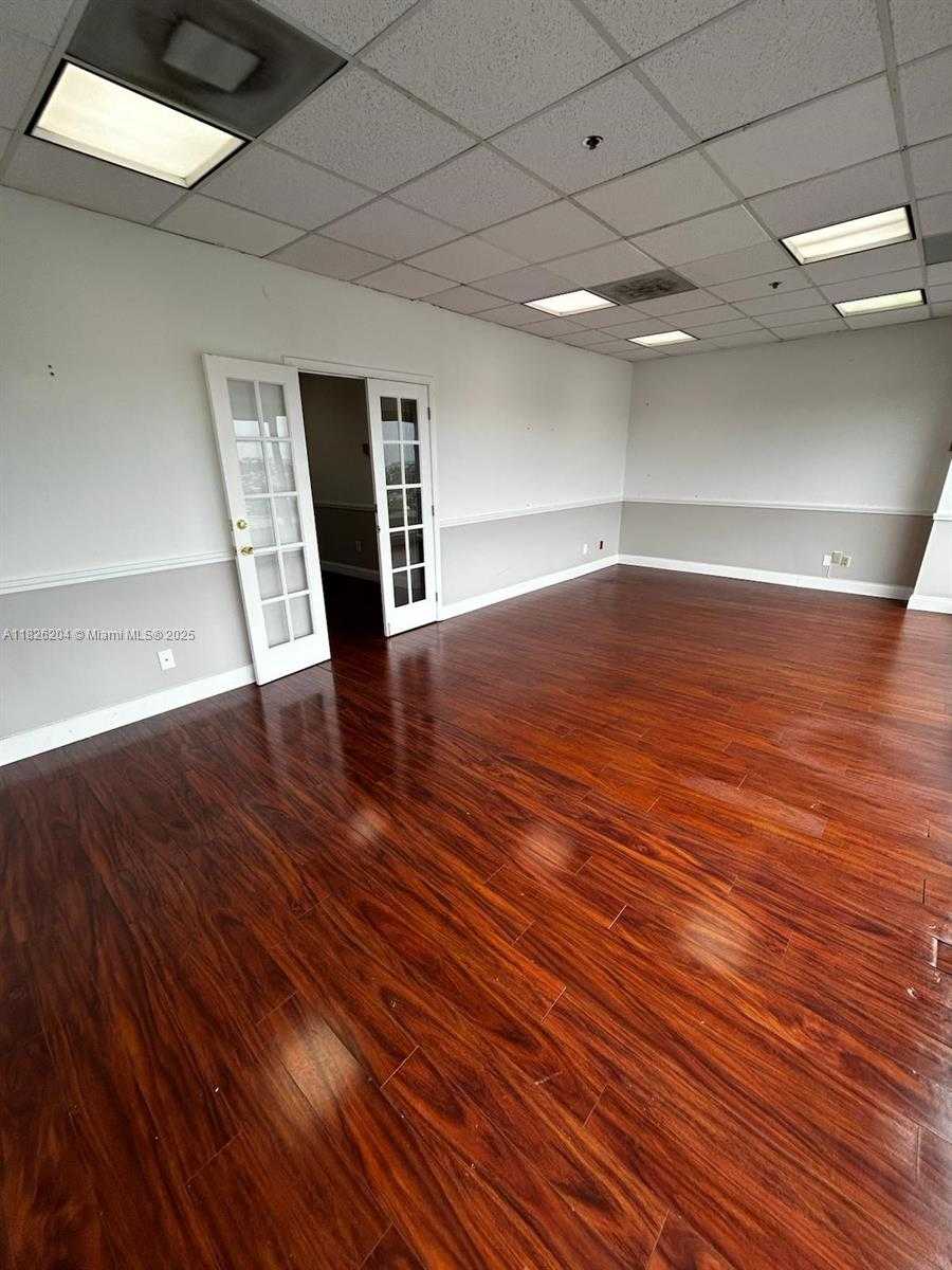 Small Image of 900 WEST 49TH ST SUITE 504, Hialeah Number 3