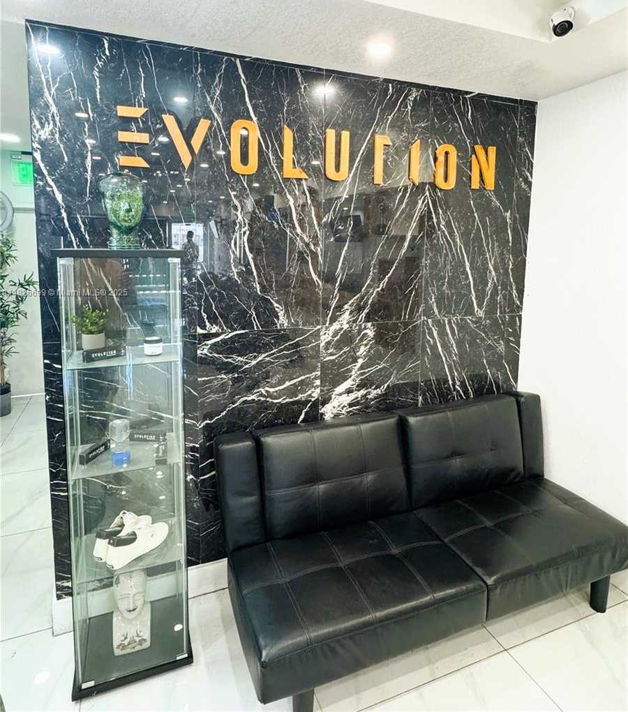 Small Image of 6890 WEST FLAGLER, Miami Number 5