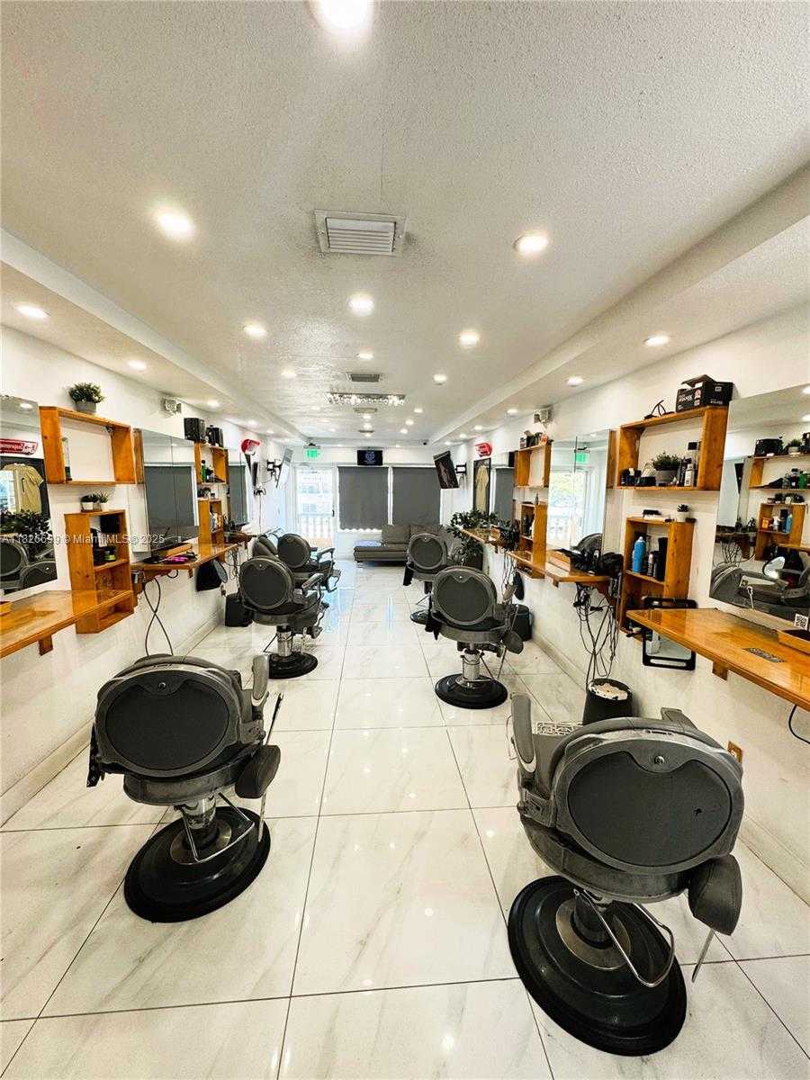 Small Image of 6890 WEST FLAGLER, Miami Number 7