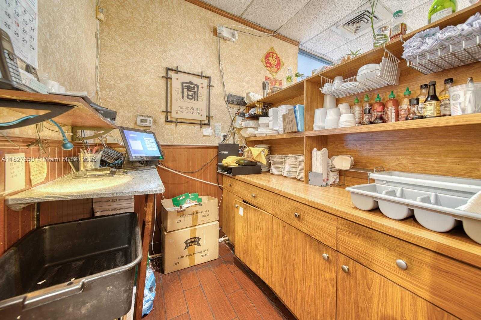 Small Image of RESTAURANT FOR SALE IN SUNRISE, Sunrise Number 11
