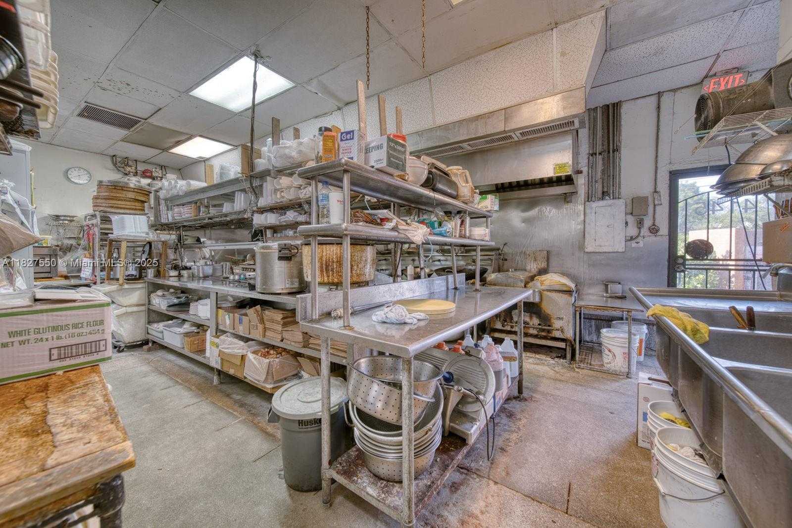 Small Image of RESTAURANT FOR SALE IN SUNRISE, Sunrise Number 16