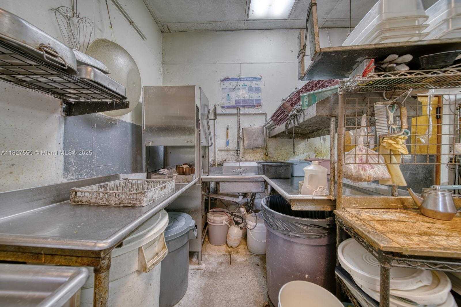 Small Image of RESTAURANT FOR SALE IN SUNRISE, Sunrise Number 17
