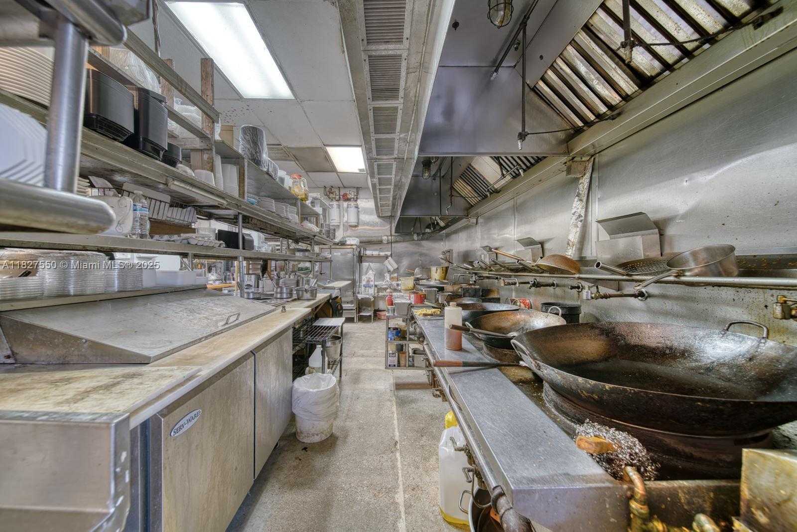 Small Image of RESTAURANT FOR SALE IN SUNRISE, Sunrise Number 19